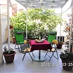 Apartament Con Terrazza Al Centro Storico. Palermo