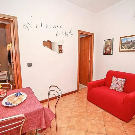 Con Terrazza Al Centro Storico. 팔레르모